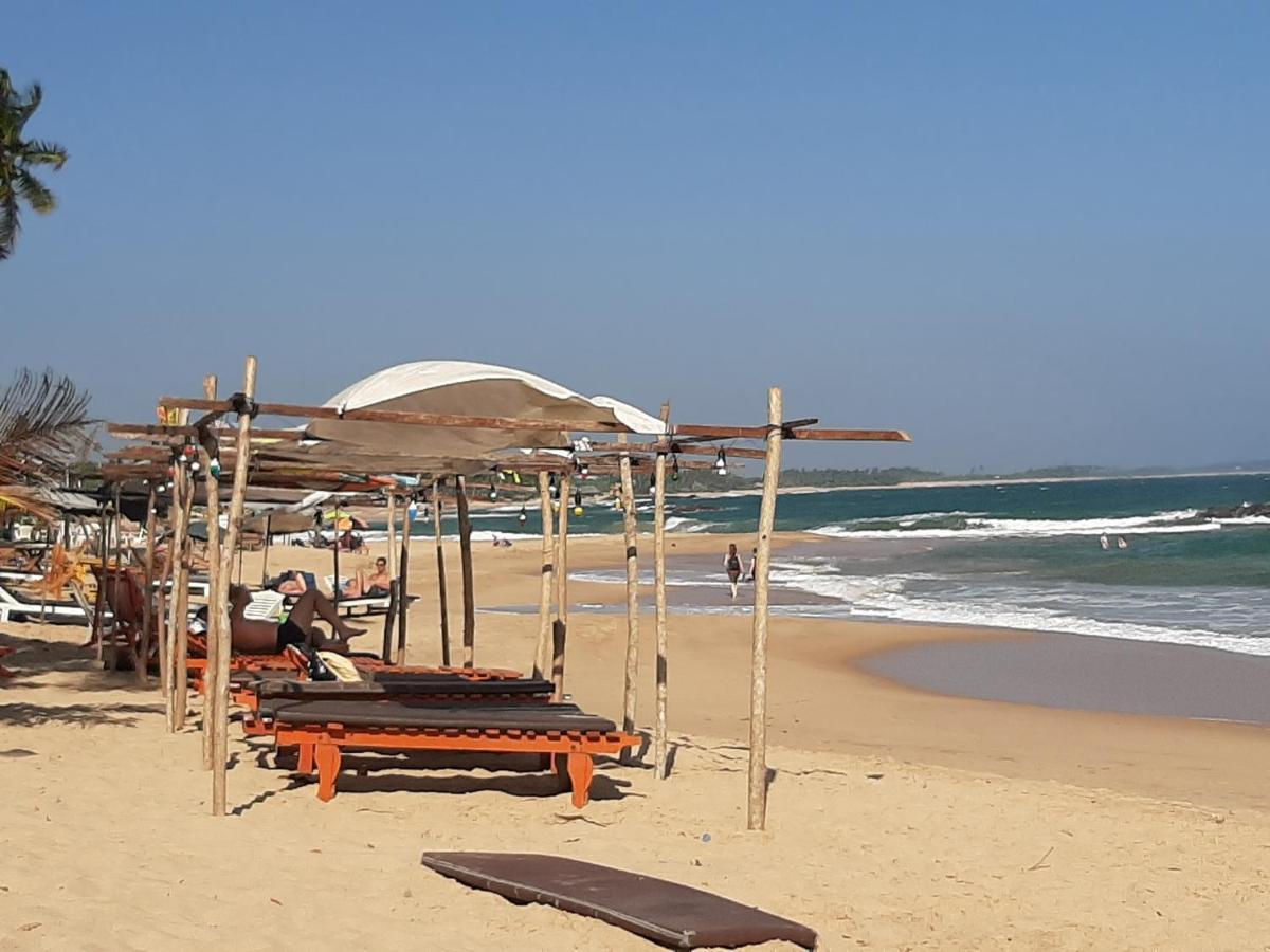 Lobster Beach 호텔 탕갈레 외부 사진